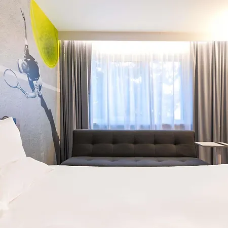 Novotel Hotel 3*