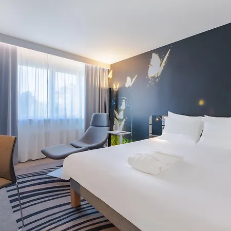 노보텔 시티 호텔 3*
