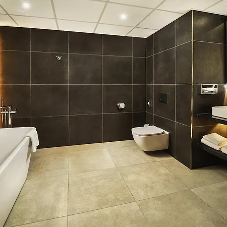 Ξενοδοχείο Novotel 3*