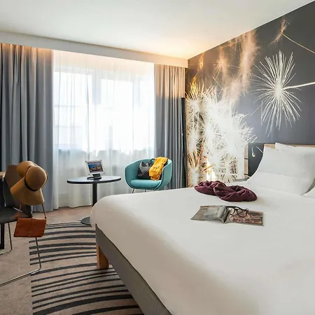 Novotel Hotell 3*