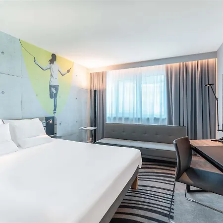 Novotel Hotel 3*