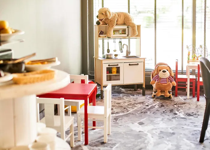 노보텔 시티 호텔 3*